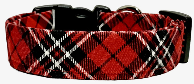 Classic Red & Black Diagonal Plaid Dog Collar